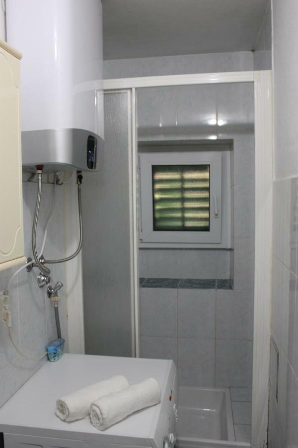 Apartman Tafra Omiš Eksteriør billede