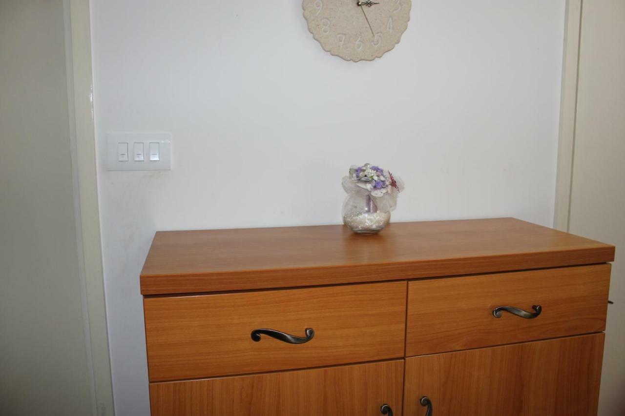 Apartman Tafra Omiš Eksteriør billede