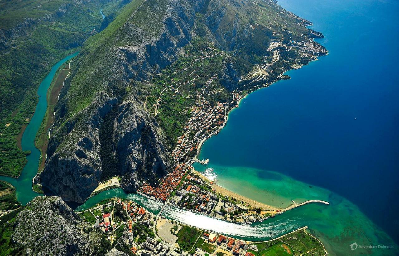 Apartman Tafra Omiš Eksteriør billede