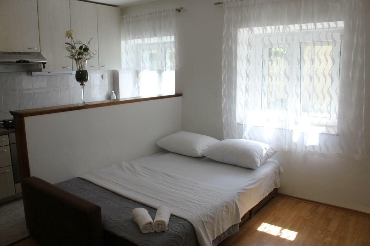 Apartman Tafra Omiš Eksteriør billede